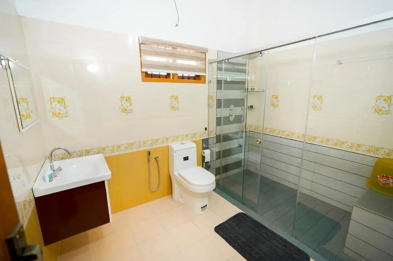 Privat bolig Parudeesa - Heavenly- Luxurious Palace Look-Near Cbd - Kerala - India With Breakfast Kāladi