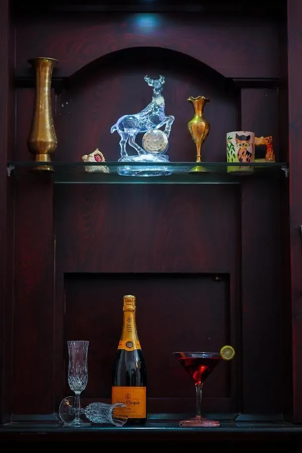 Privat bolig Parudeesa - Heavenly- Luxurious Palace Look-Near Cbd - Kerala - India With Breakfast Kāladi