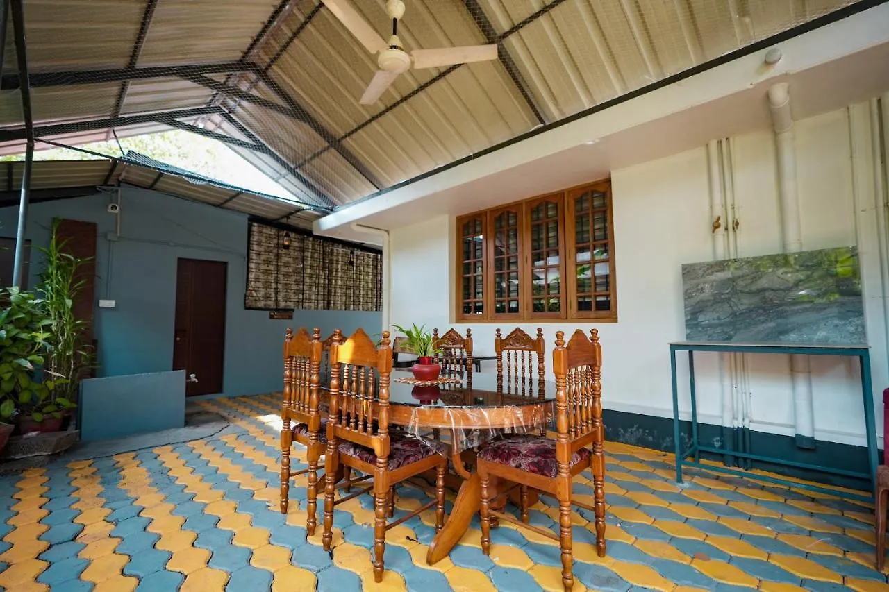 Privat bolig Parudeesa - Heavenly- Luxurious Palace Look-Near Cbd - Kerala - India With Breakfast Kāladi