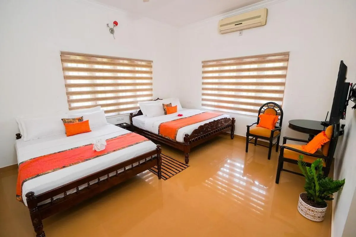 Parudeesa - Heavenly- Luxurious Palace Look-Near Cbd - Kerala - India With Breakfast Kāladi