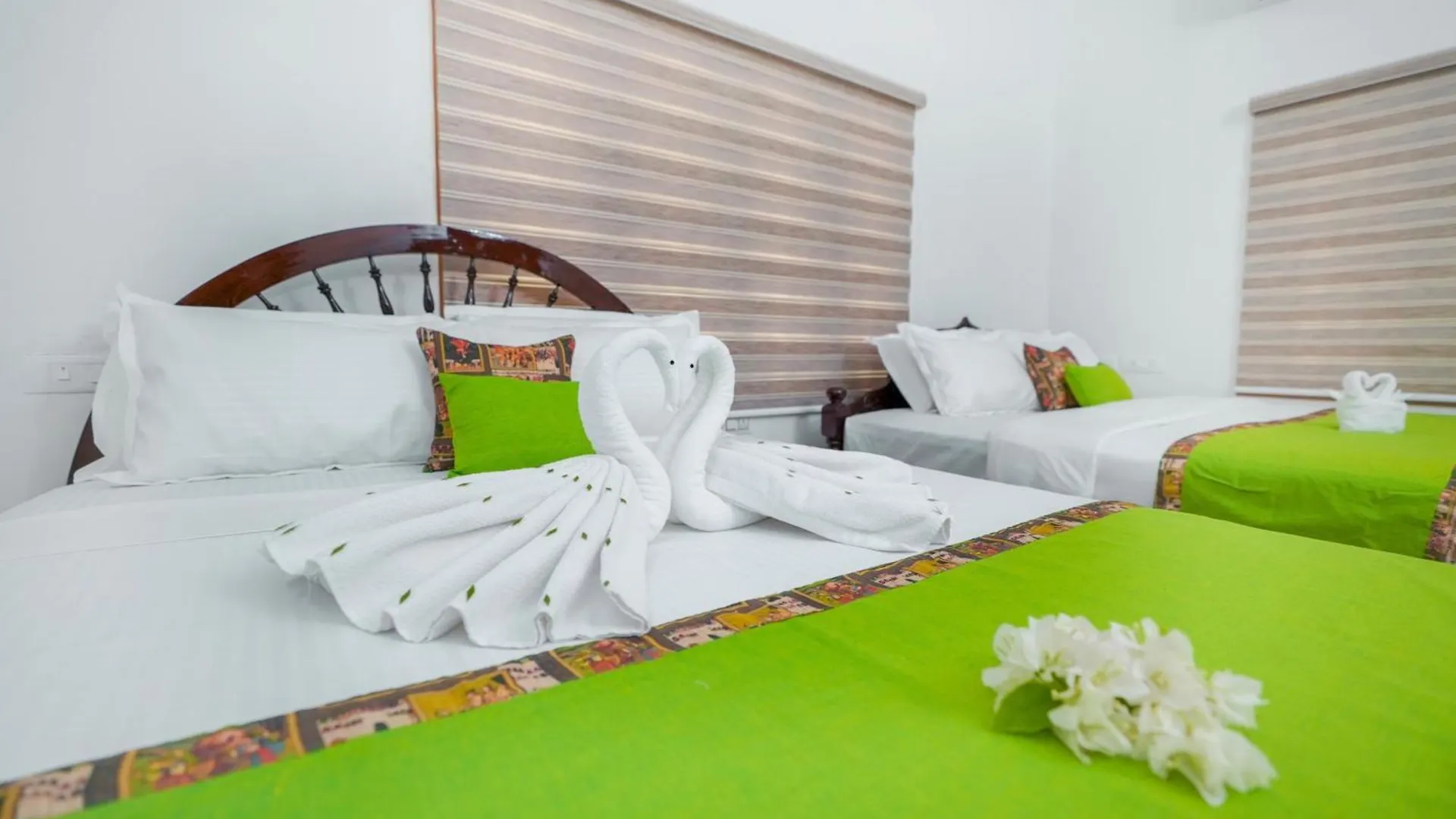 Parudeesa - Heavenly- Luxurious Palace Look-Near Cbd - Kerala - India With Breakfast Kāladi Privat bolig